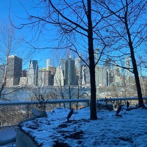 Meet your Posher, Hilary